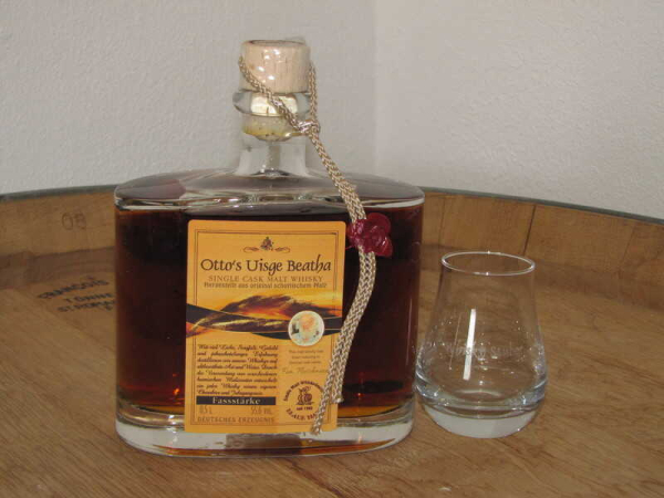Otto's spitzten Whisky
